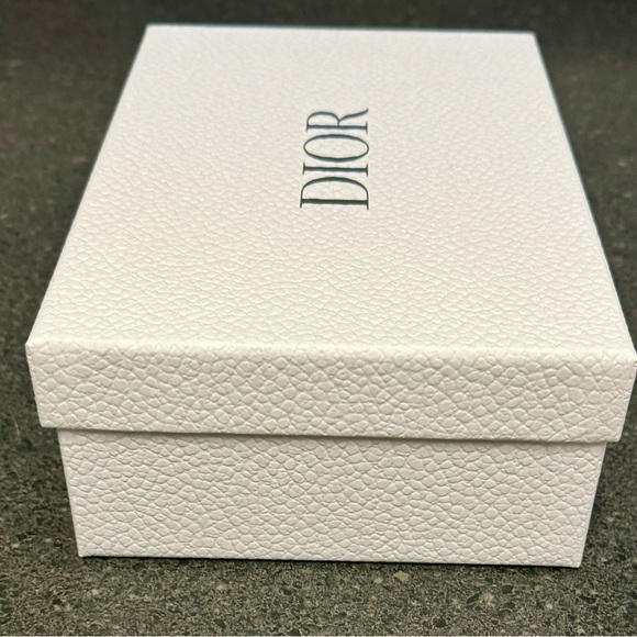 Dior Box - Picture 2 of 4